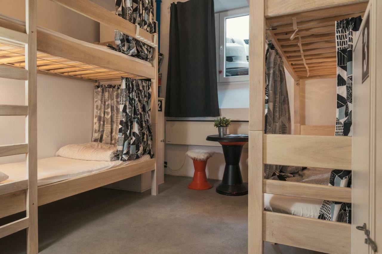 Swanky Hostel